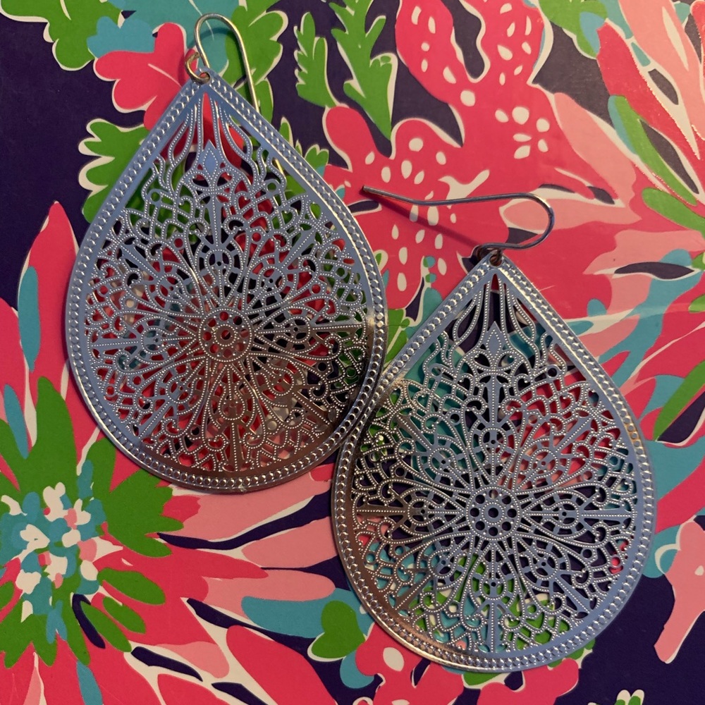 Silver Rain Drop Earrings